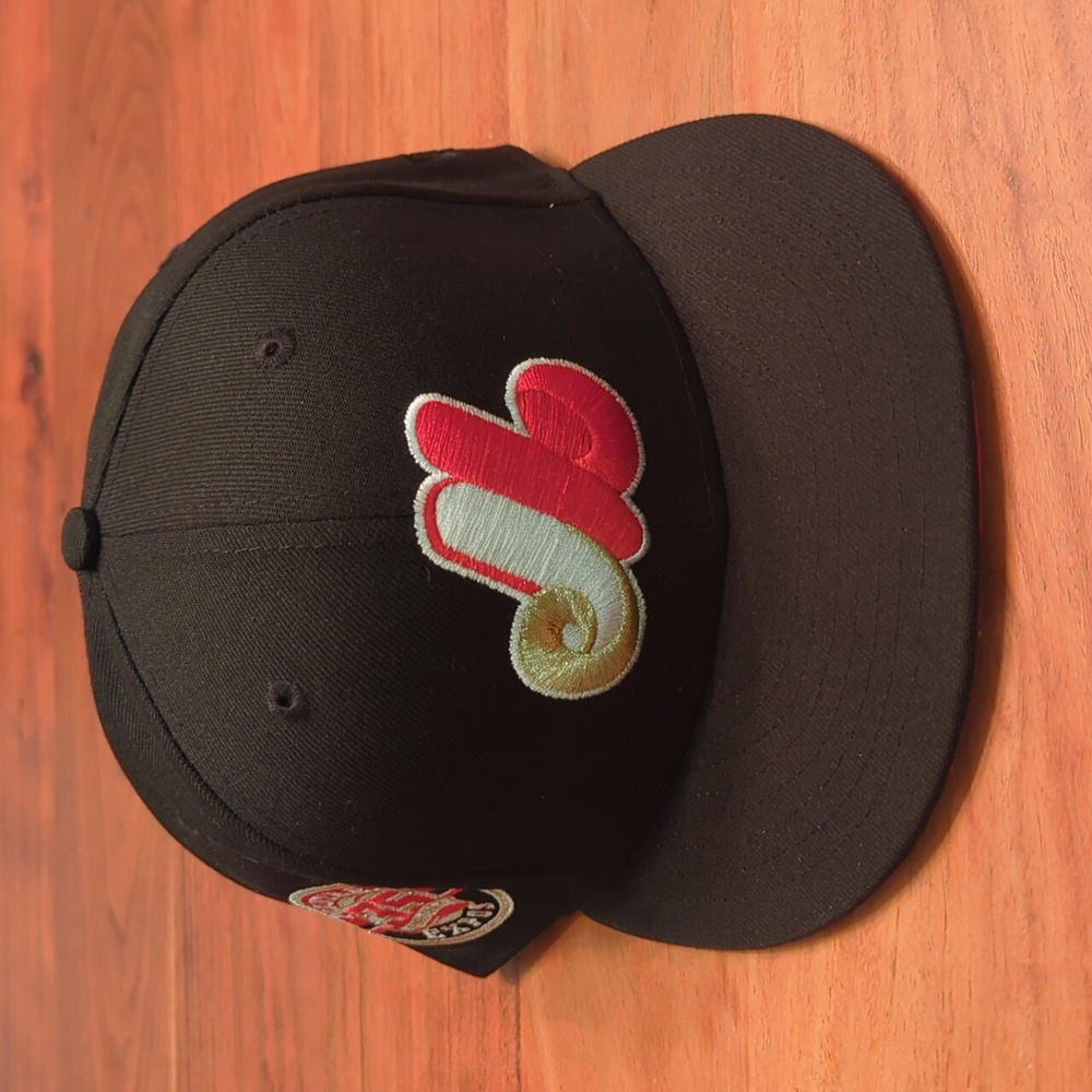 Montreal Expos Black Fitted Hat With 35 Anniversary Sidepatch